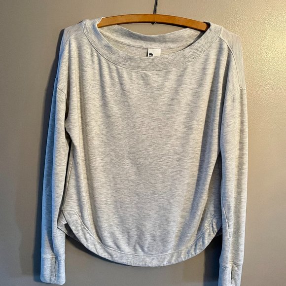All in Motion by Target women's activewear long sleeve light gray shirt, size XS - Picture 1 of 5